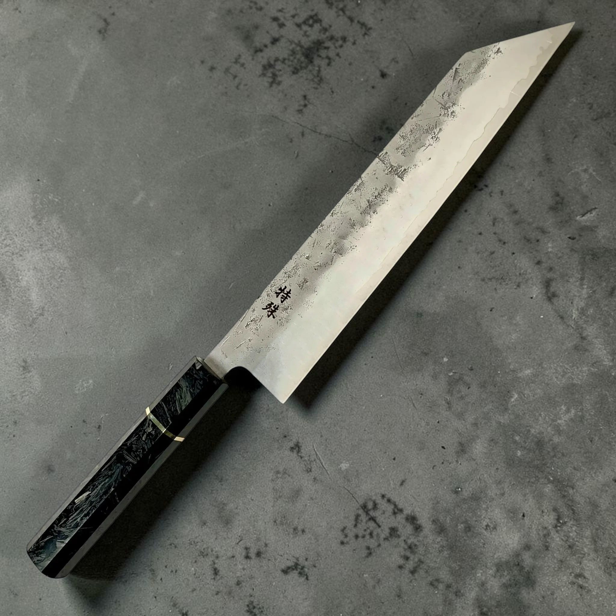 Tokushu Knife Special Edition SLD Washiji Kiritsuke 210mm angled blade view