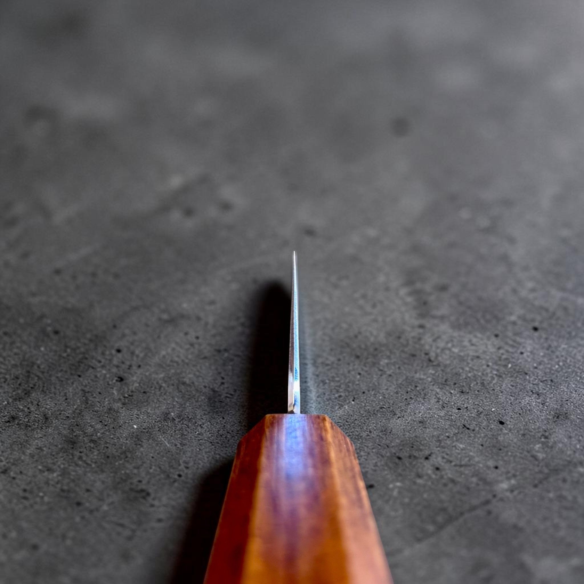 Hado SG2 Shiosai Urushi Bunka choil shot.