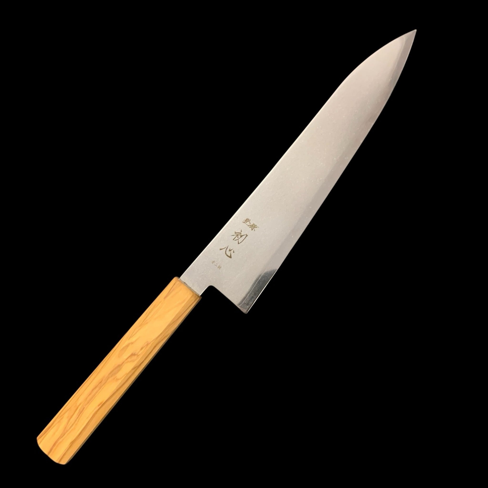 Hatsukokoro Kaijin Blue #2 Gyuto 210 mm, right side showing kanji.