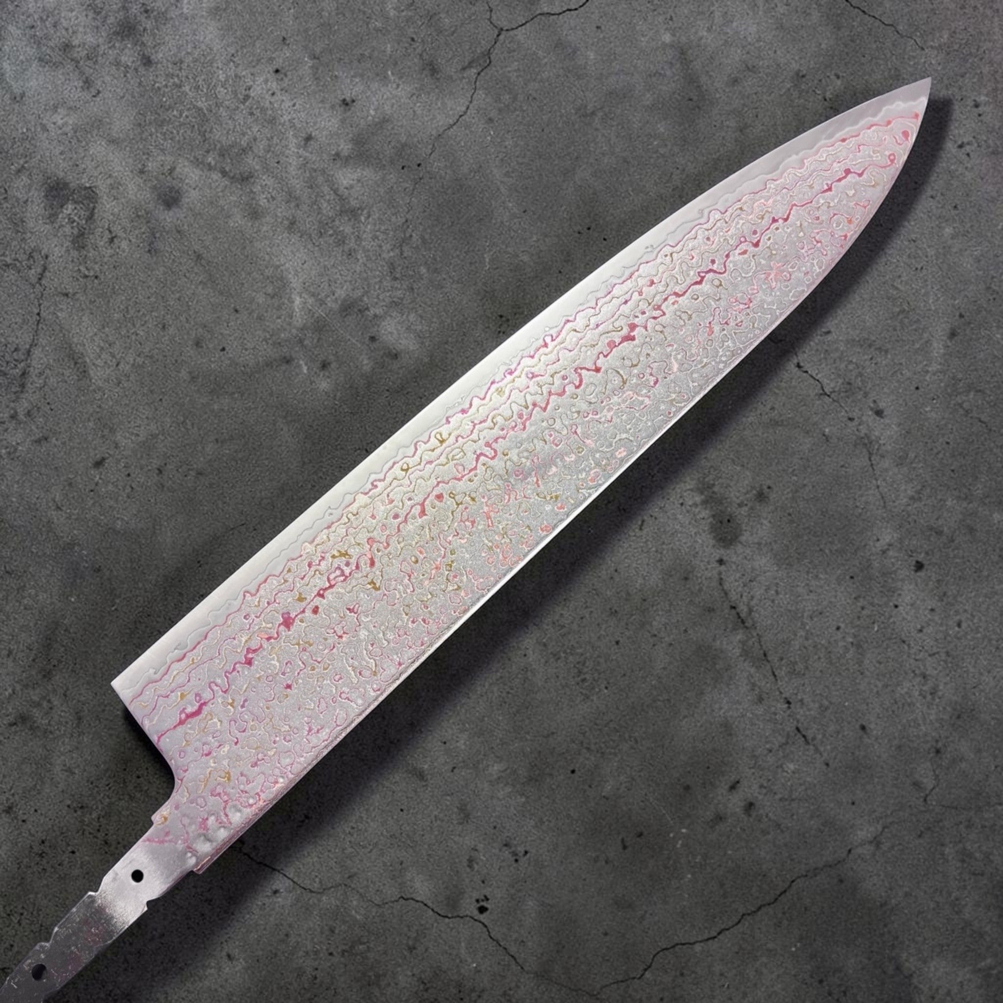 Hatsukokoro Kujaku V-Toku2 Rainbow Damascus Gyuto 240mm Blade