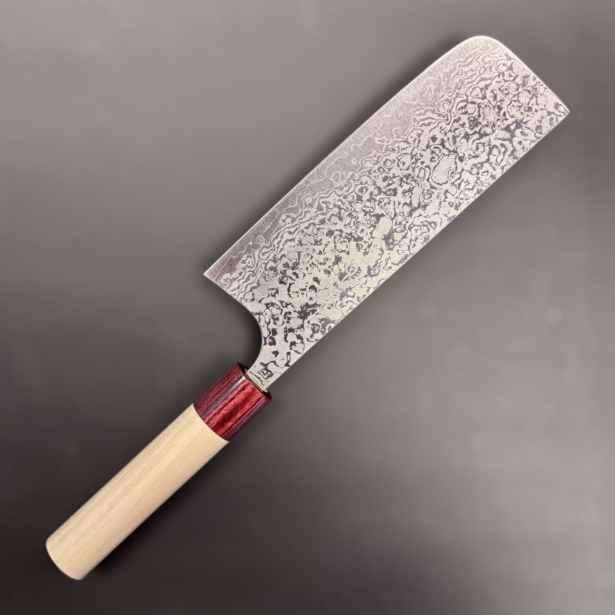Masakage Kiri VG‑10 Damascus Nakiri 165 mm, left side profile highlighting tall rectangular blade and vivid damascus layers.