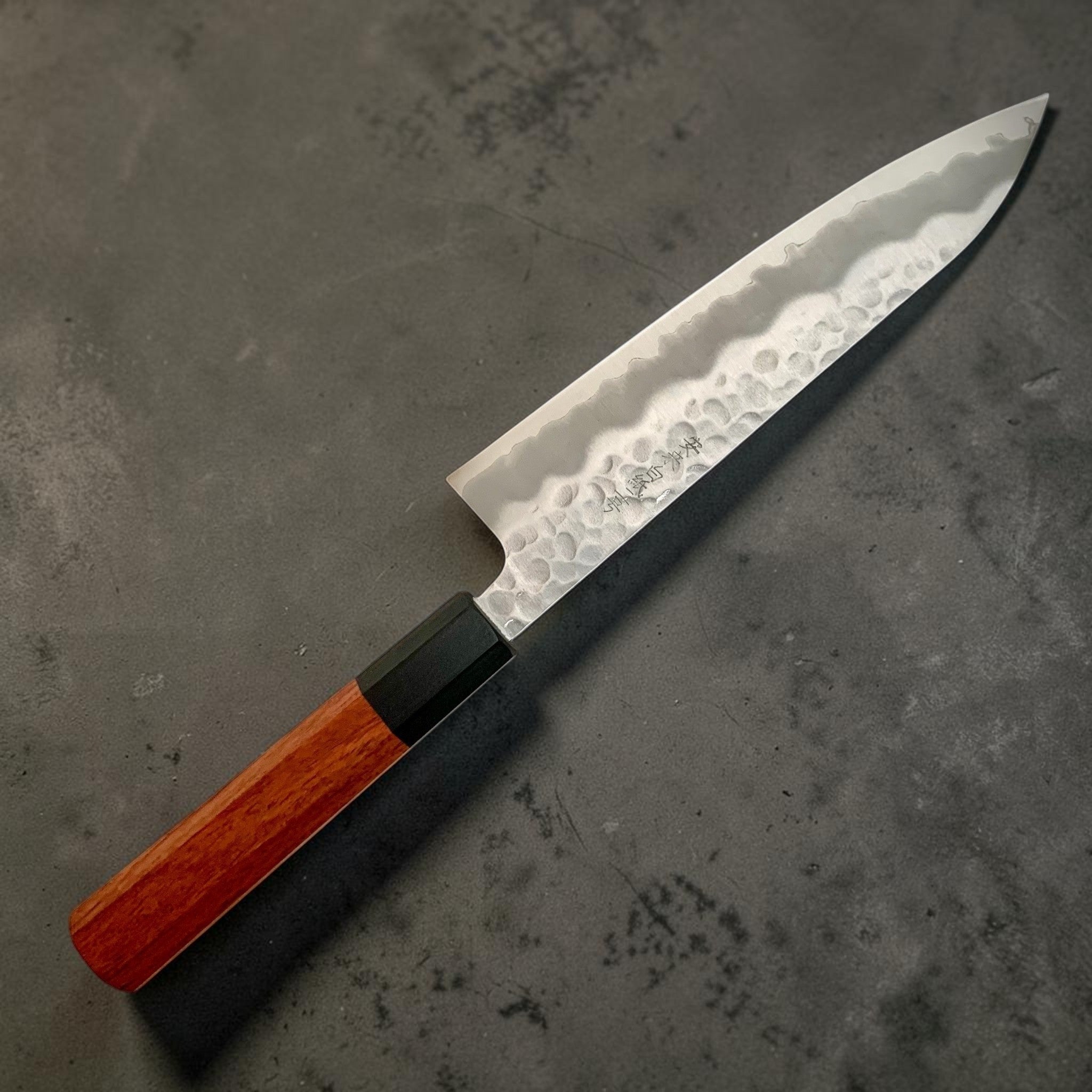 Tokushu Knife White #2 Stainless Clad Tsuchime Gyuto 180 mm — reverse side highlighting stainless cladding and hammered tsuchime pattern.