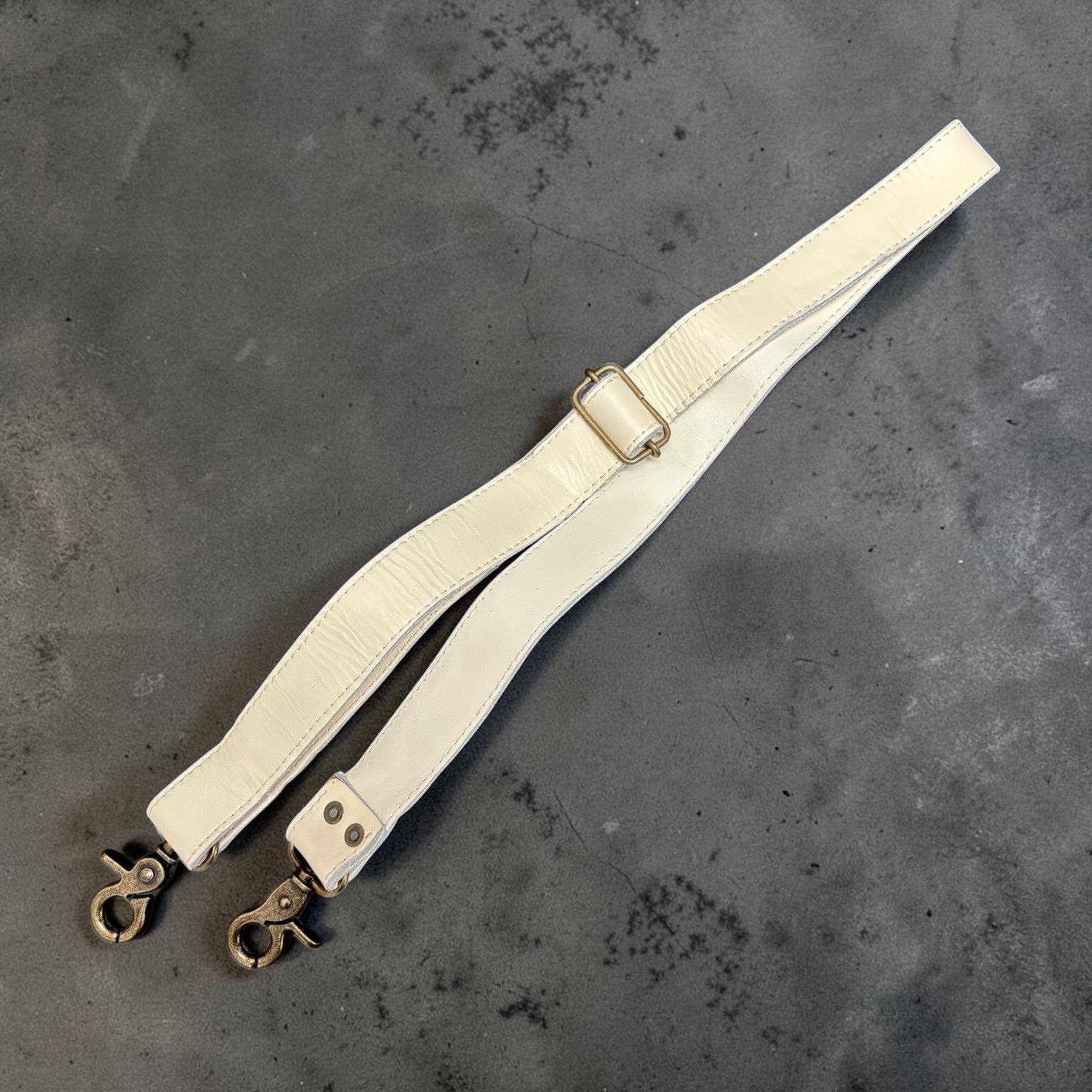 Tokushu Knife Premium Leather Japanese Knife Roll - White