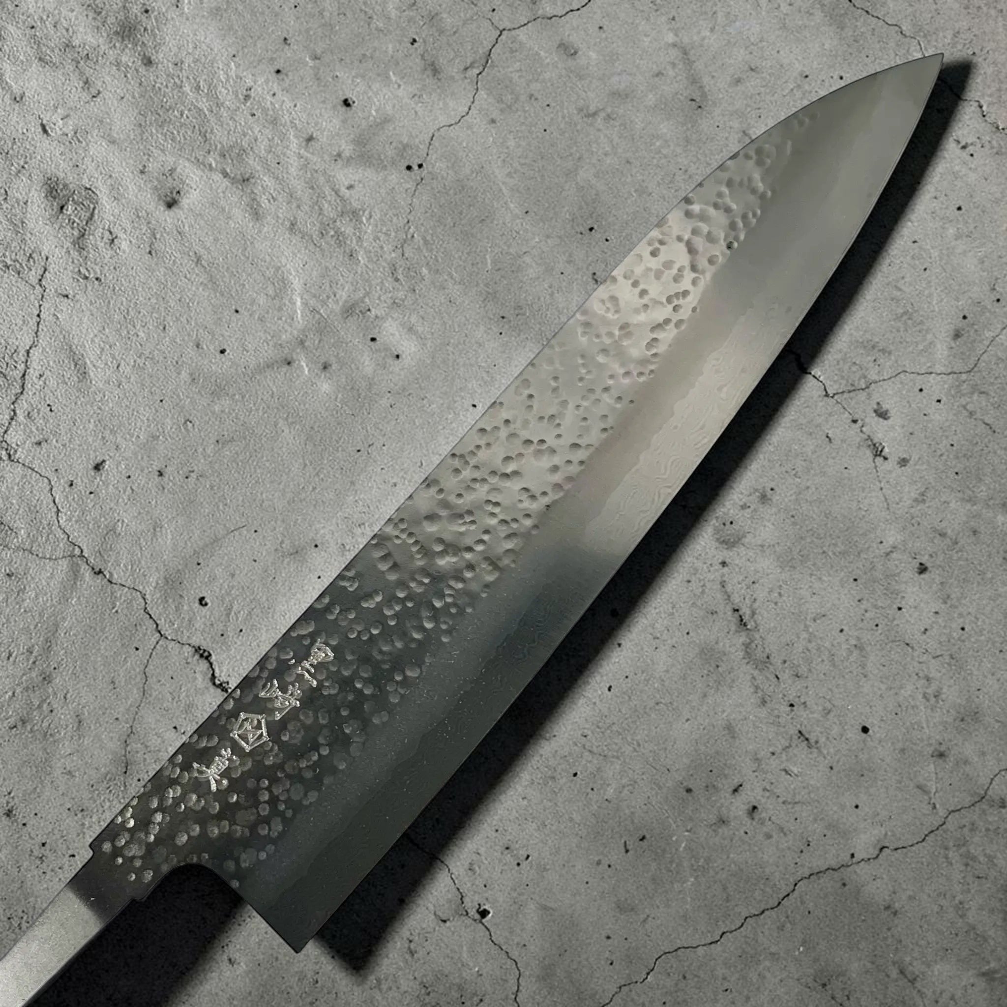 Makoto Kurosaki Tsuchime Coreless Gyuto 180mm angled blade view