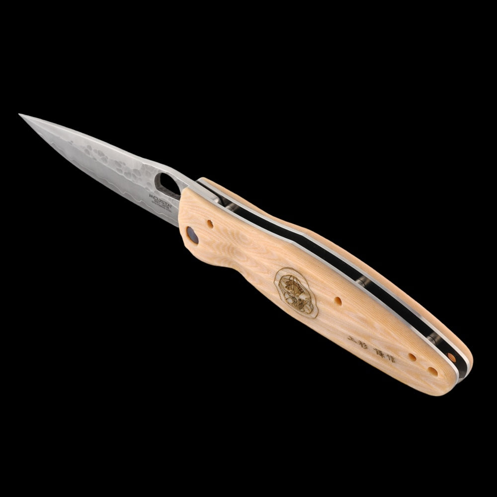 Mcusta Sengoku Uesugi Kenshin VG-10 Core Damascus White Micarta 4.75" Cuchillo cazador plegable