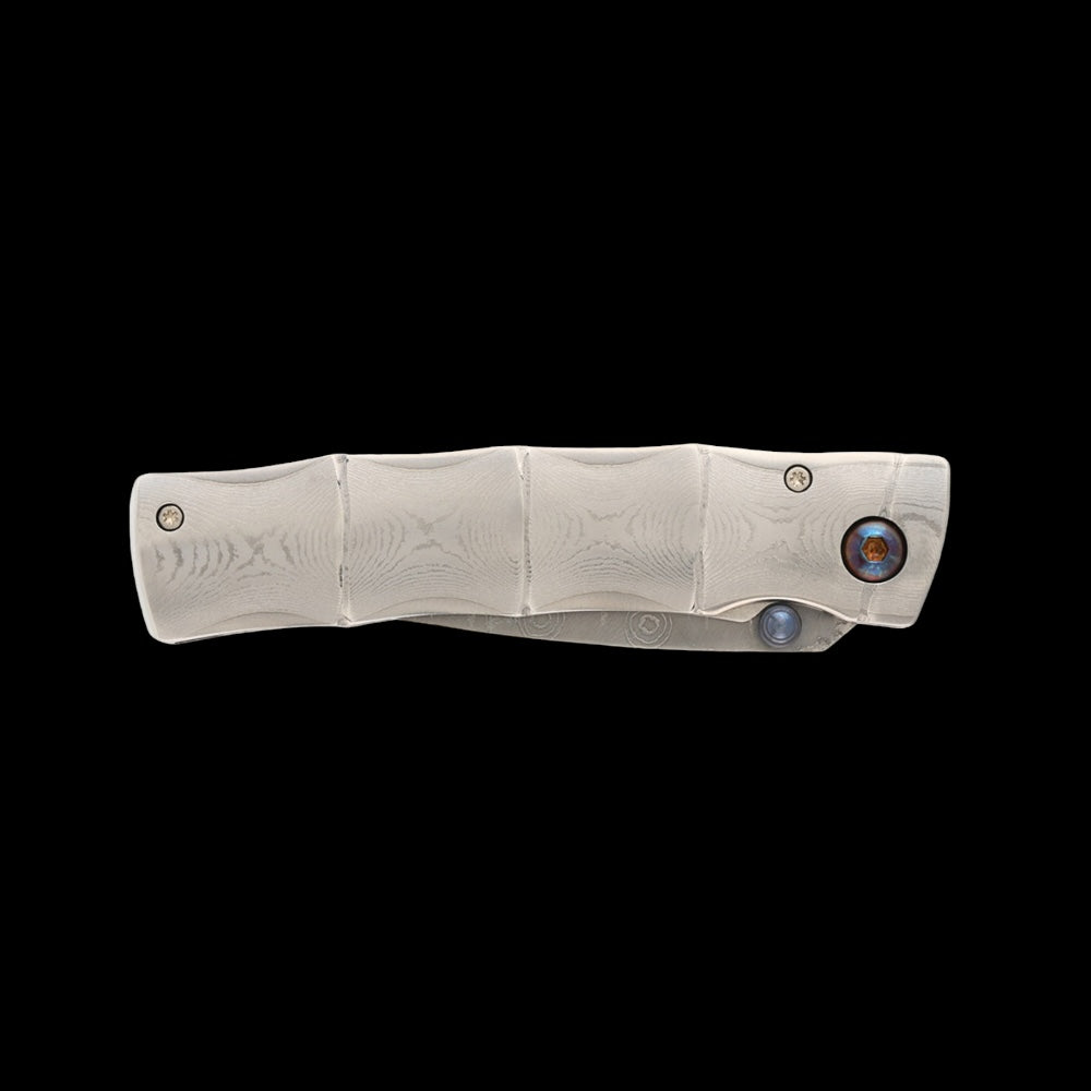 Mcusta Shinra Take VG-10 Core Damascus Blade Diseño de bambú Mango de Damasco Cuchillo plegable de 3,75 "