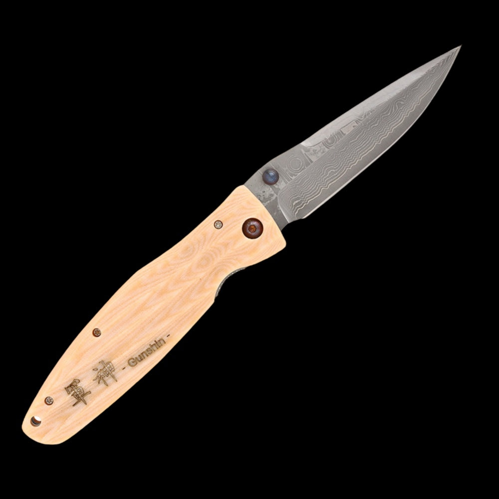 Mcusta Sengoku Uesugi Kenshin VG-10 Core Damascus White Micarta 4.75" Cuchillo cazador plegable