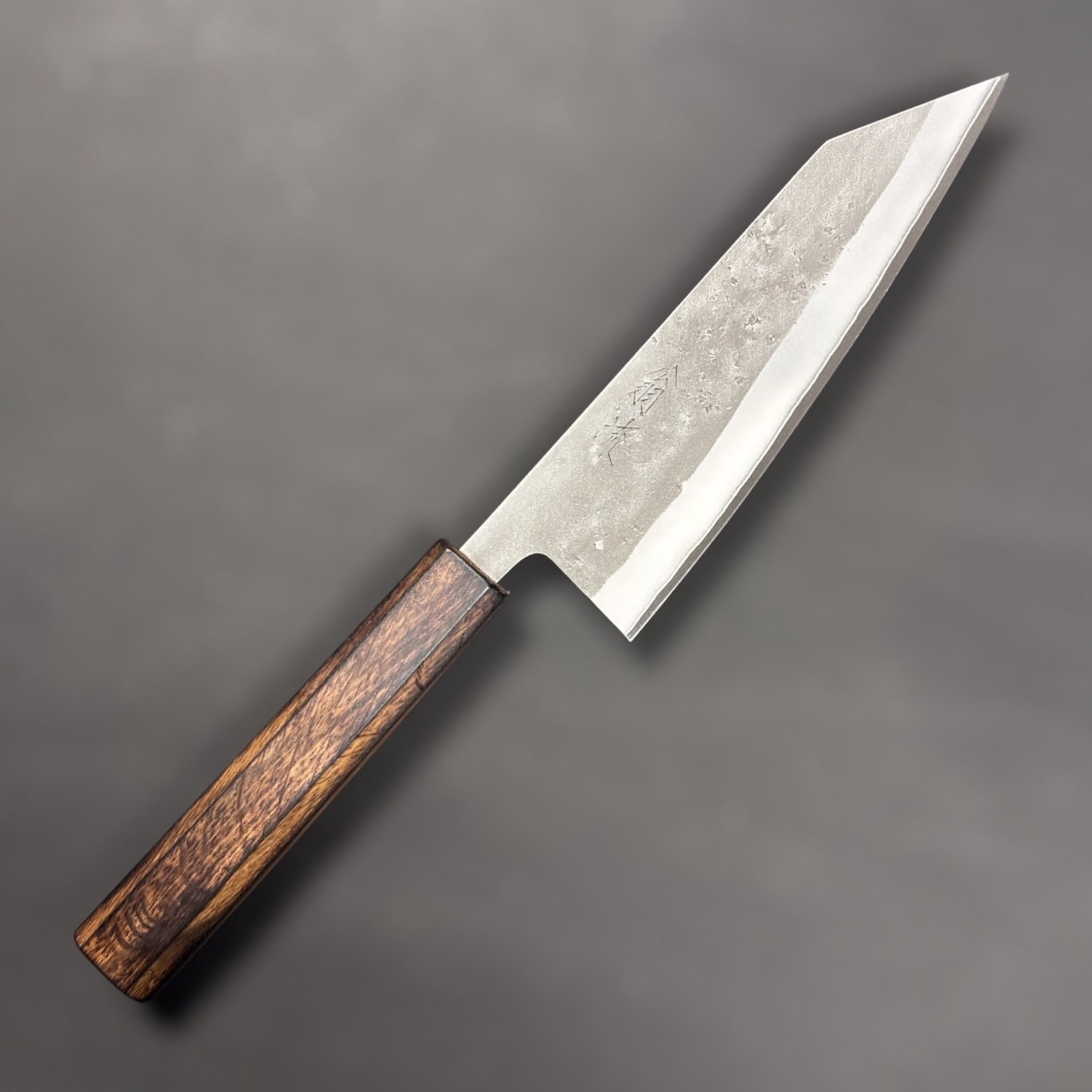 Hado SLD Nashiji Bunka 165 mm, right-side face with nashiji finish; octagonal dark-wood wa handle, balanced studio lighting on neutral grey.