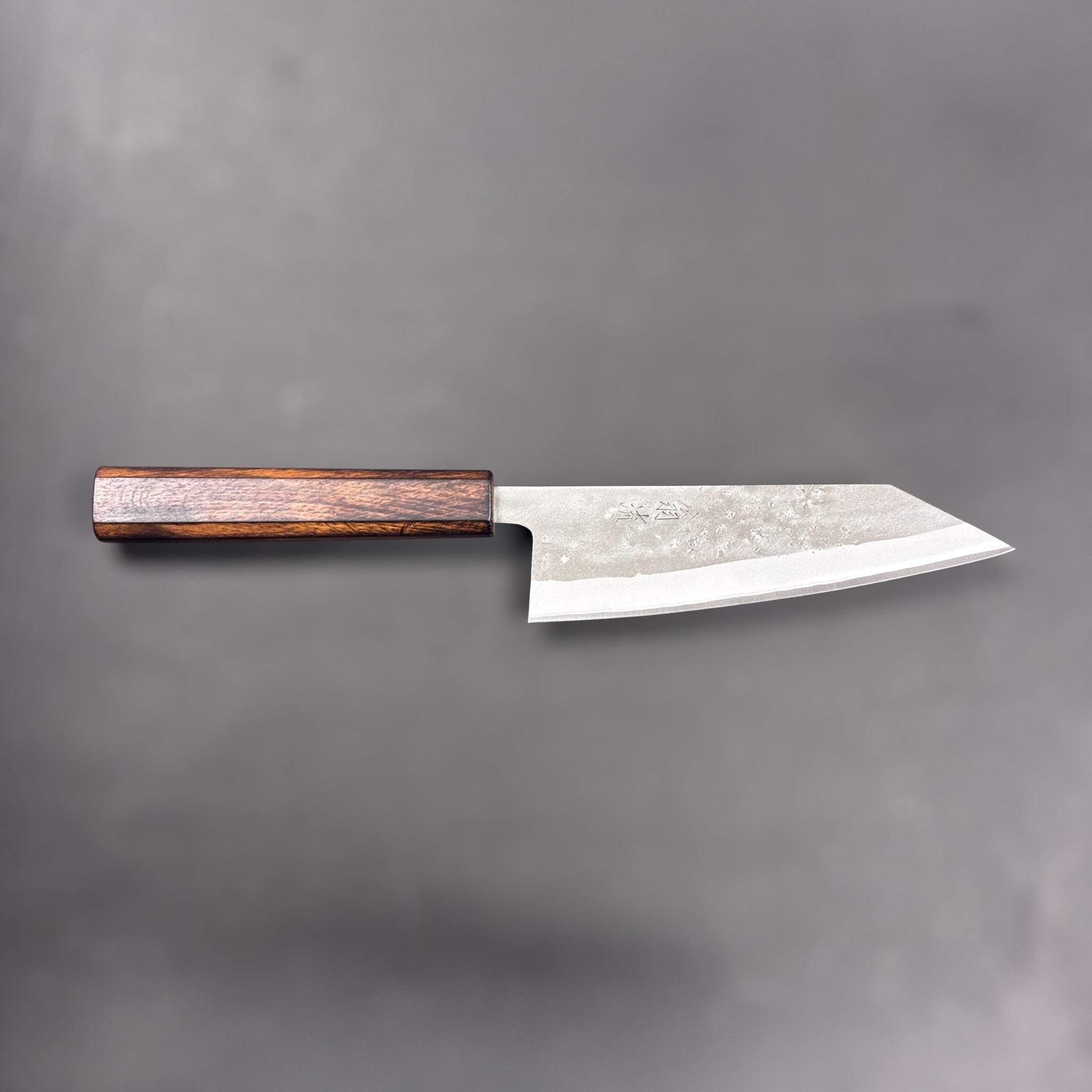 Hado SLD Nashiji Bunka 165 mm, profile view of blade and wa handle; octagonal dark-wood wa handle, balanced studio lighting on neutral grey.