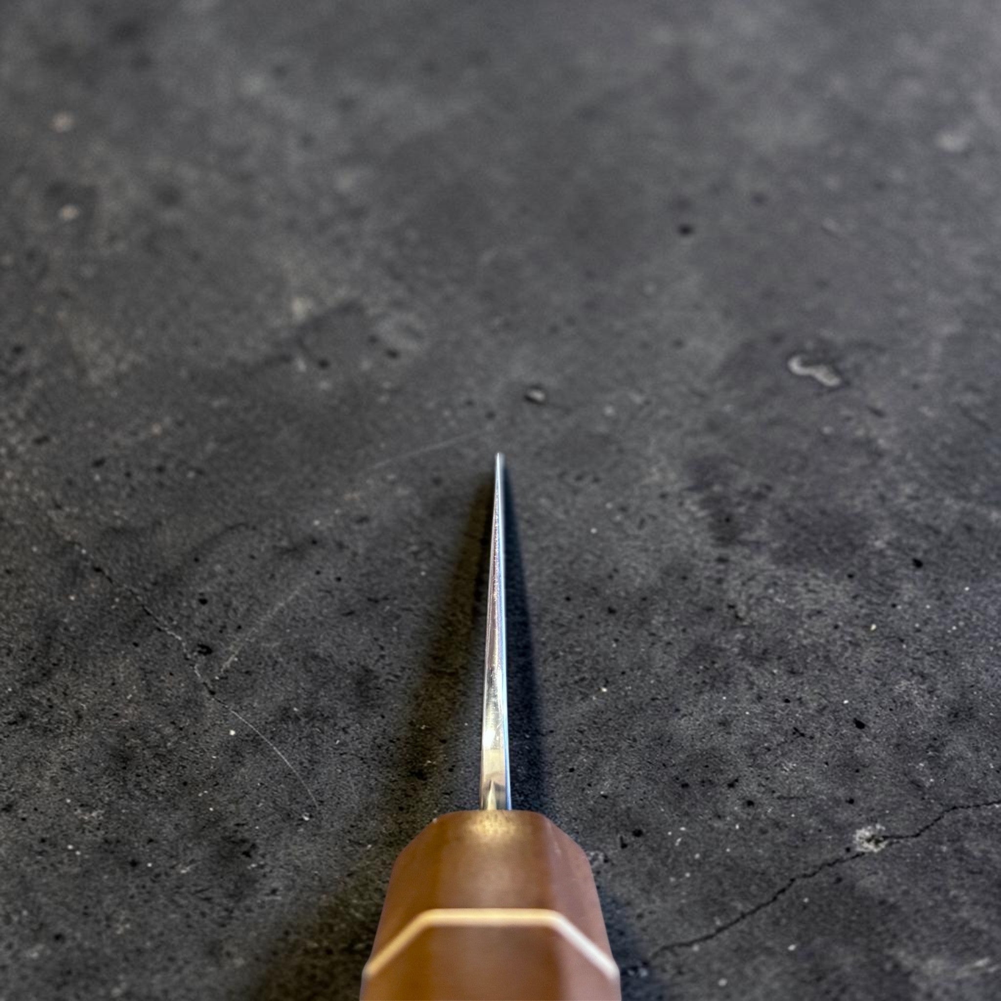 Hatsukokoro Ginga ATS-34 Nickel Damascus Bunka 170 mm with Sanjo walnut handle and maple stripe, choil shot showing blade geometry and distal taper.