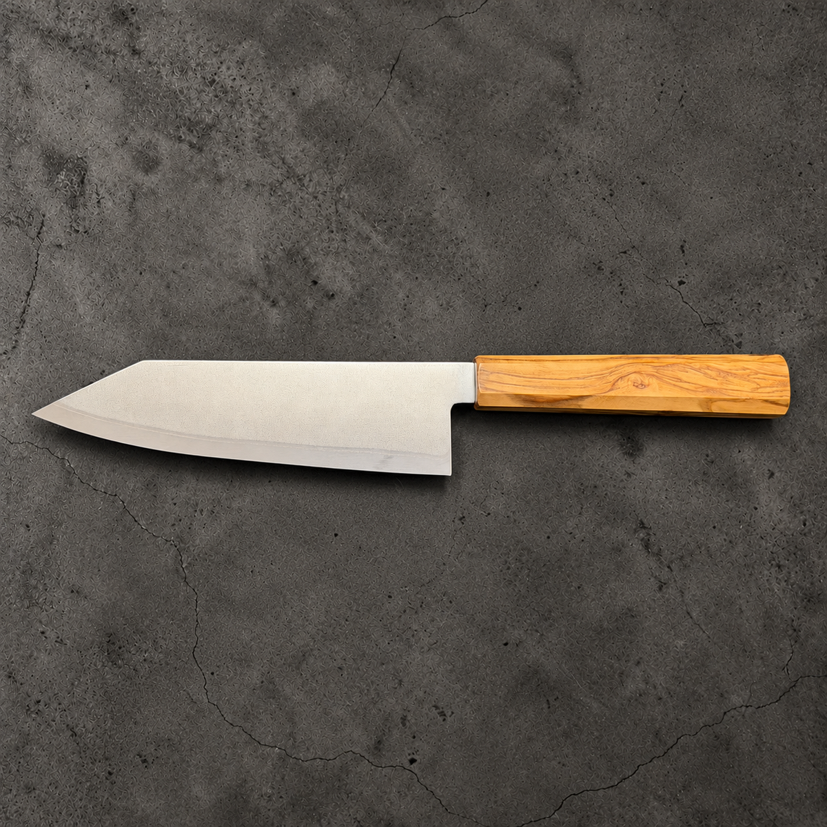 Hatsukokoro Kaijin bunka 180mm with mono olivewood handle, reverse side profile