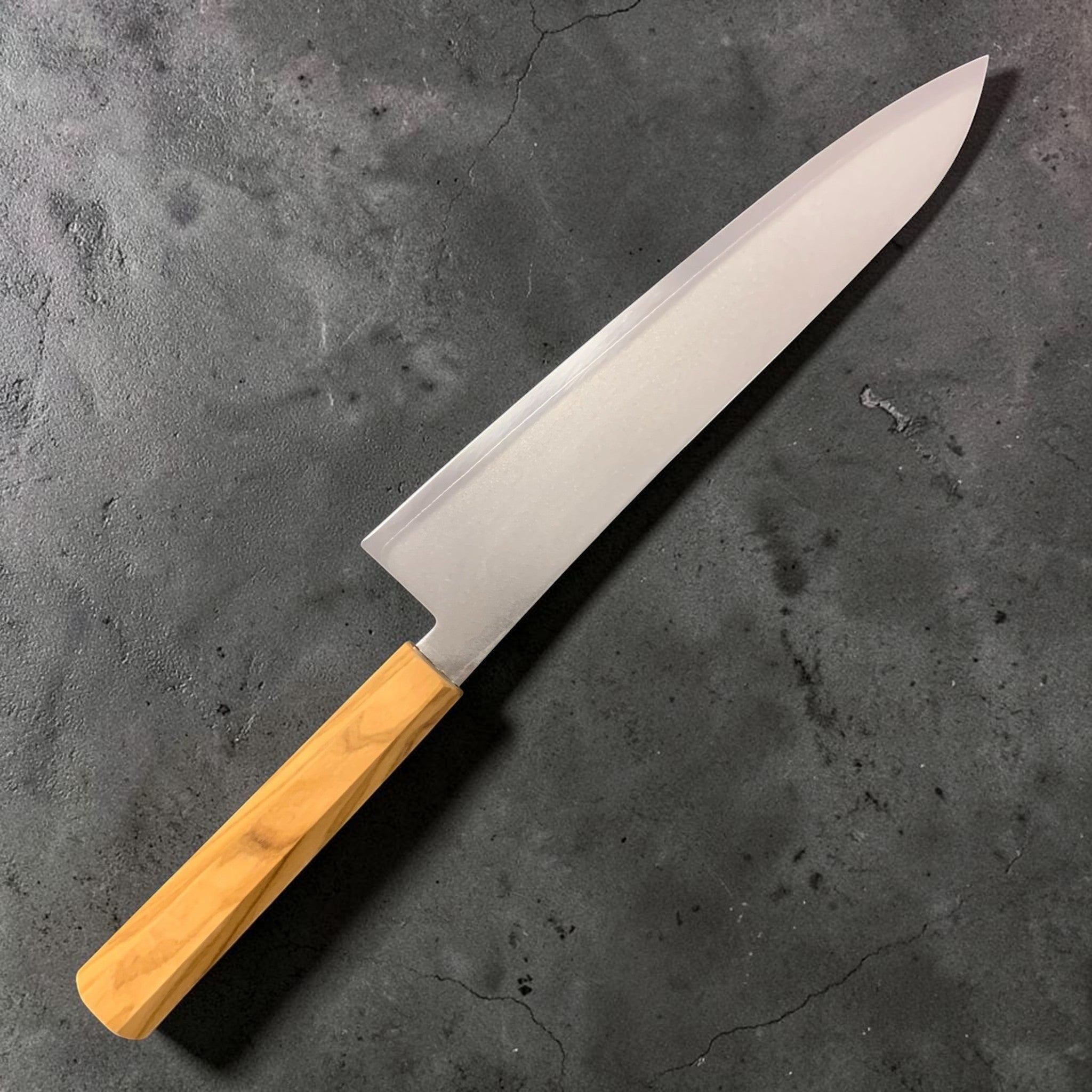 Hatsukokoro Kaijin Blue #2 Gyuto 240 mm, left side blade.
