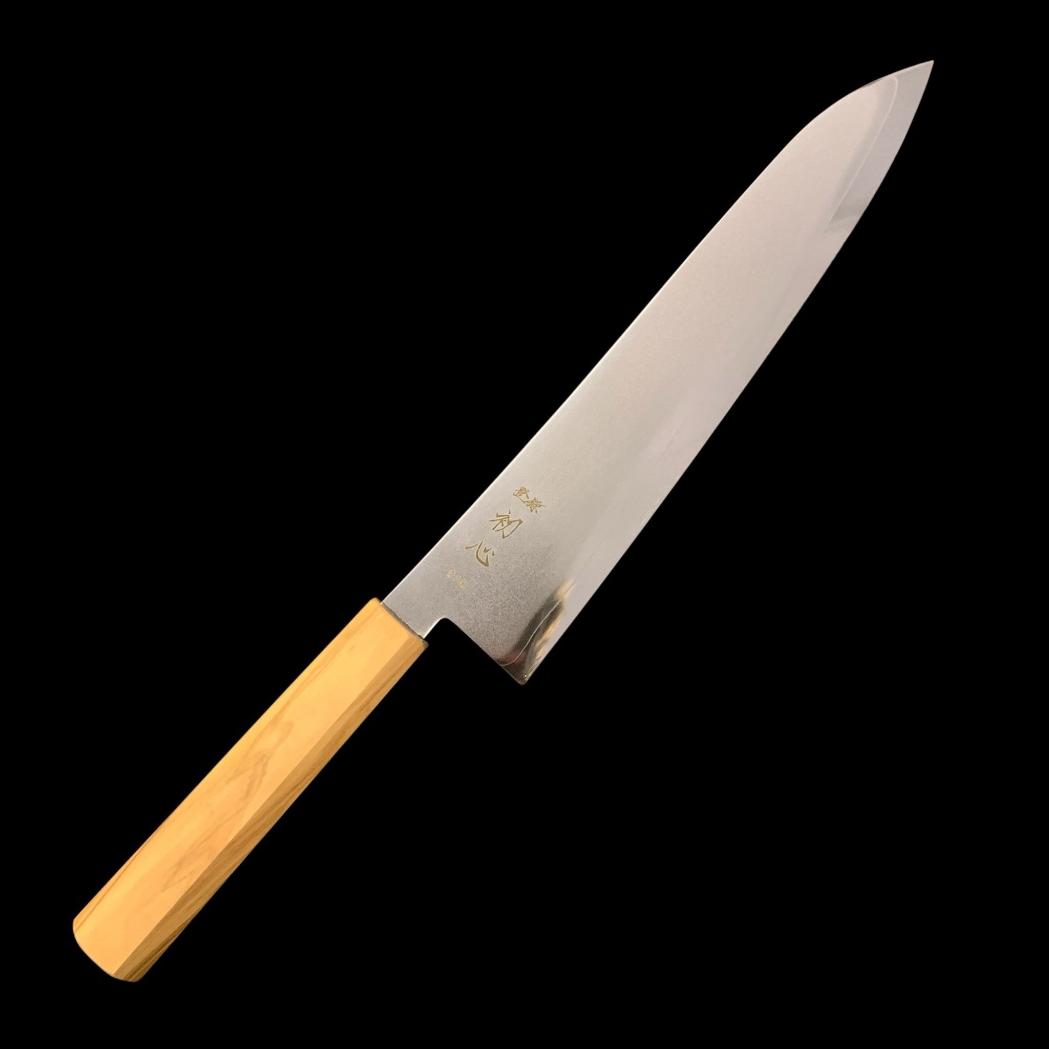 Hatsukokoro Kaijin Blue #2 Gyuto 240 mm, right side showing kanji.