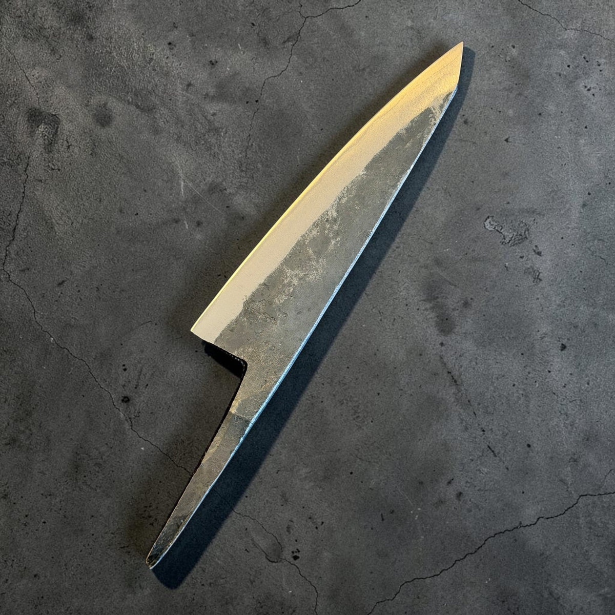Hatsukokoro Kurogane Blue #2 Kurouchi Honesuki 150mm blade only, reverse side