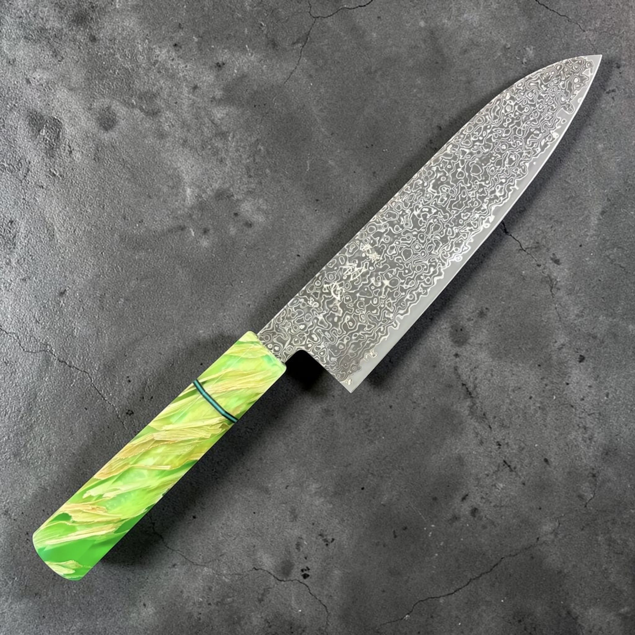 Hatsukokoro Saihyo SG2 Kurozome Santoku 180 mm – Prisma Edition