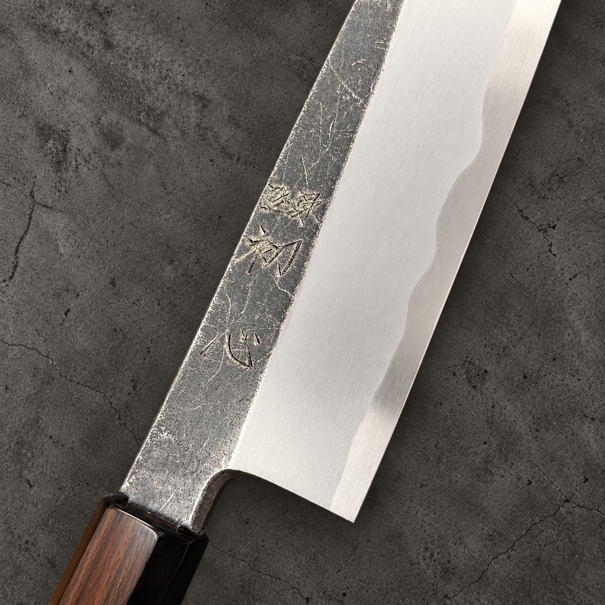 Hatsukokoro Shirasagi gyuto, engraving and wide single bevel close-up