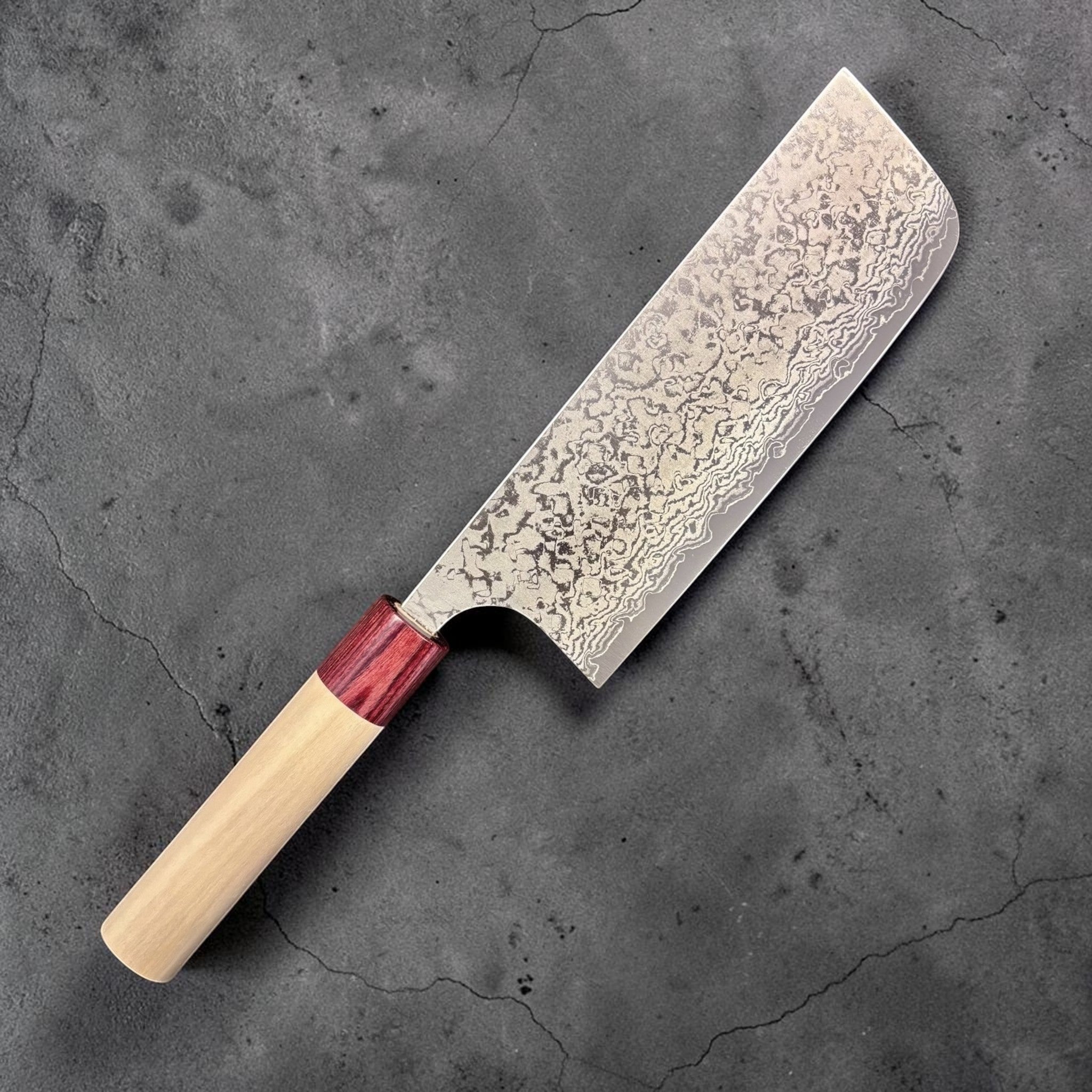 Masakage Kiri VG‑10 Damascus Nakiri 165 mm, right side profile showcasing raindrop damascus pattern across the tall blade.