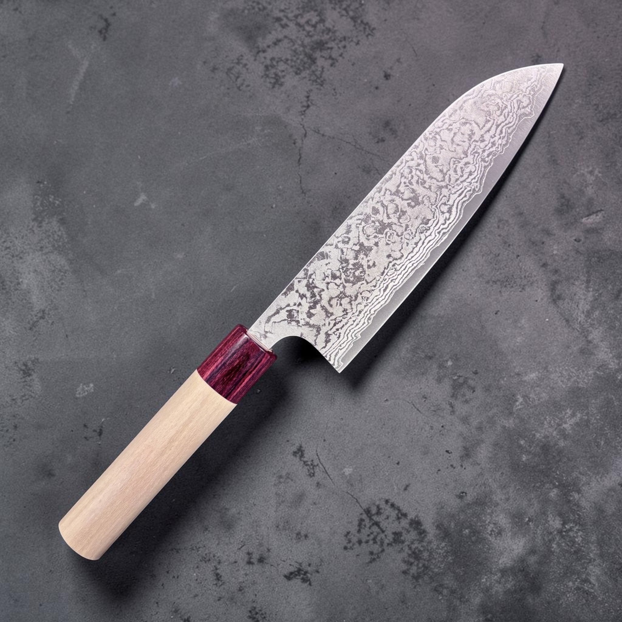 Masakage Kiri VG‑10 Damascus Santoku 165 mm, right‑side profile showcasing Damascus layers and handcrafted wa handle.