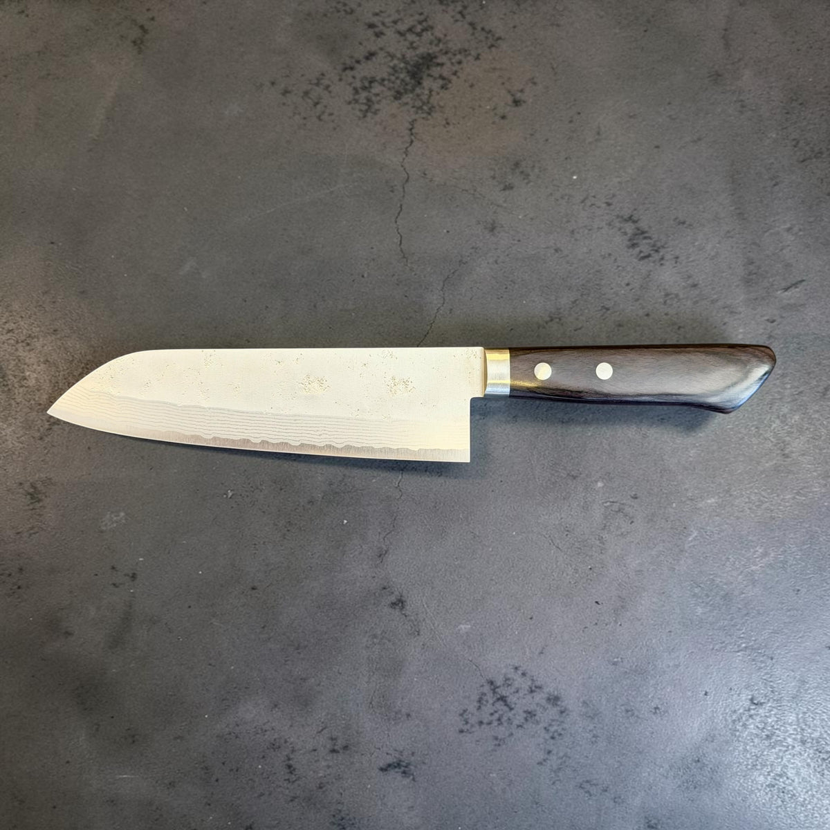 Masutani Sekka VG10 Nashiji Santoku 170mm with black pakkawood handle, reverse full side view
