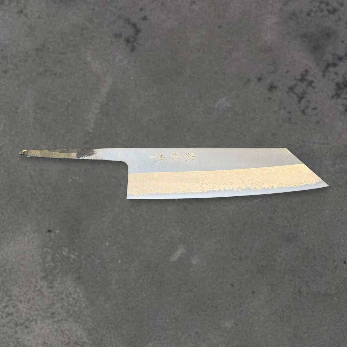 Muneishi Blue #2 Damascus 165mm bunka blade without a handle, shown in horizontal front profile with the full blade and tang visible.