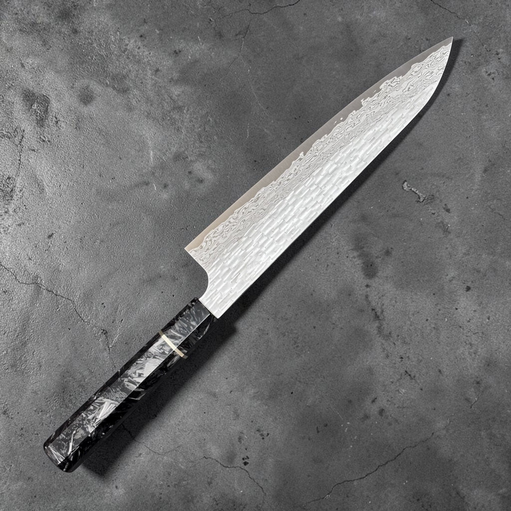 Nigara VG-XEOS Tsuchime Gyuto 210mm | Carbon Fiber Handle Nigara VG-XEOS Tsuchime Gyuto 210mm | Carbon Fiber Handle