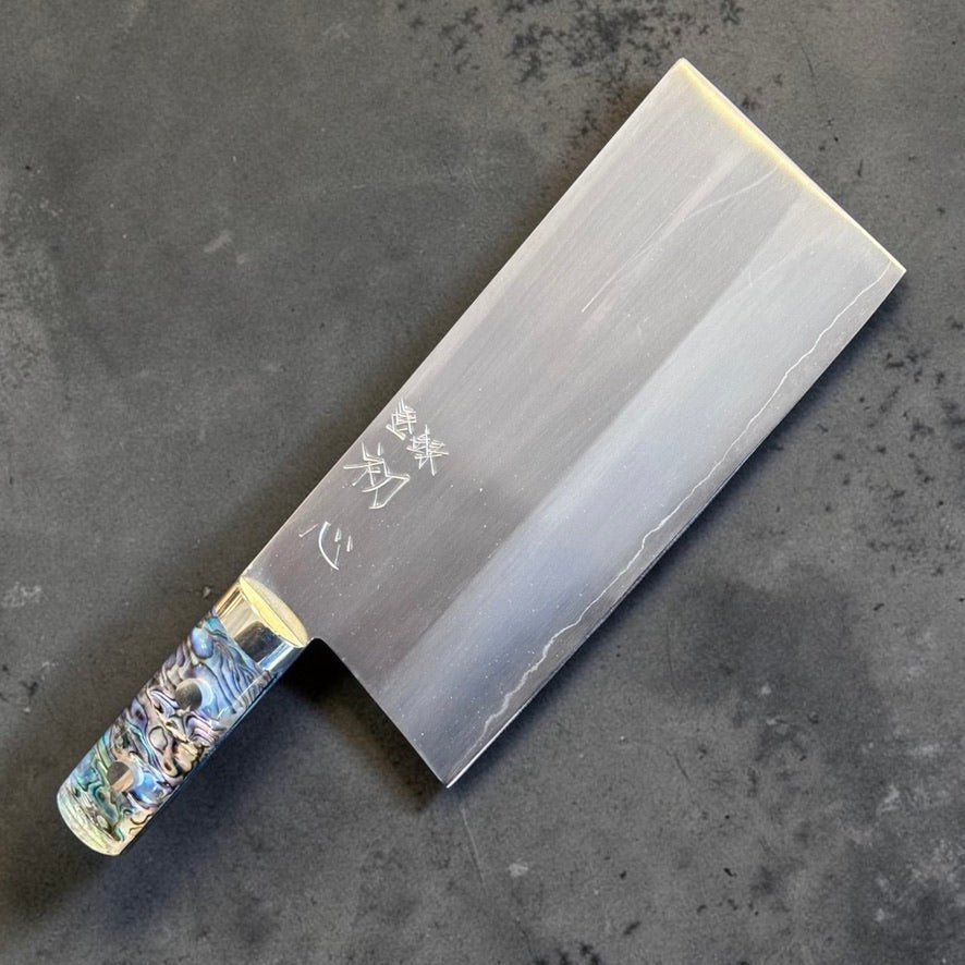 Satoshi Nakagawa Ginsan Chinese cleaver with iridescent abalone handle, reverse side