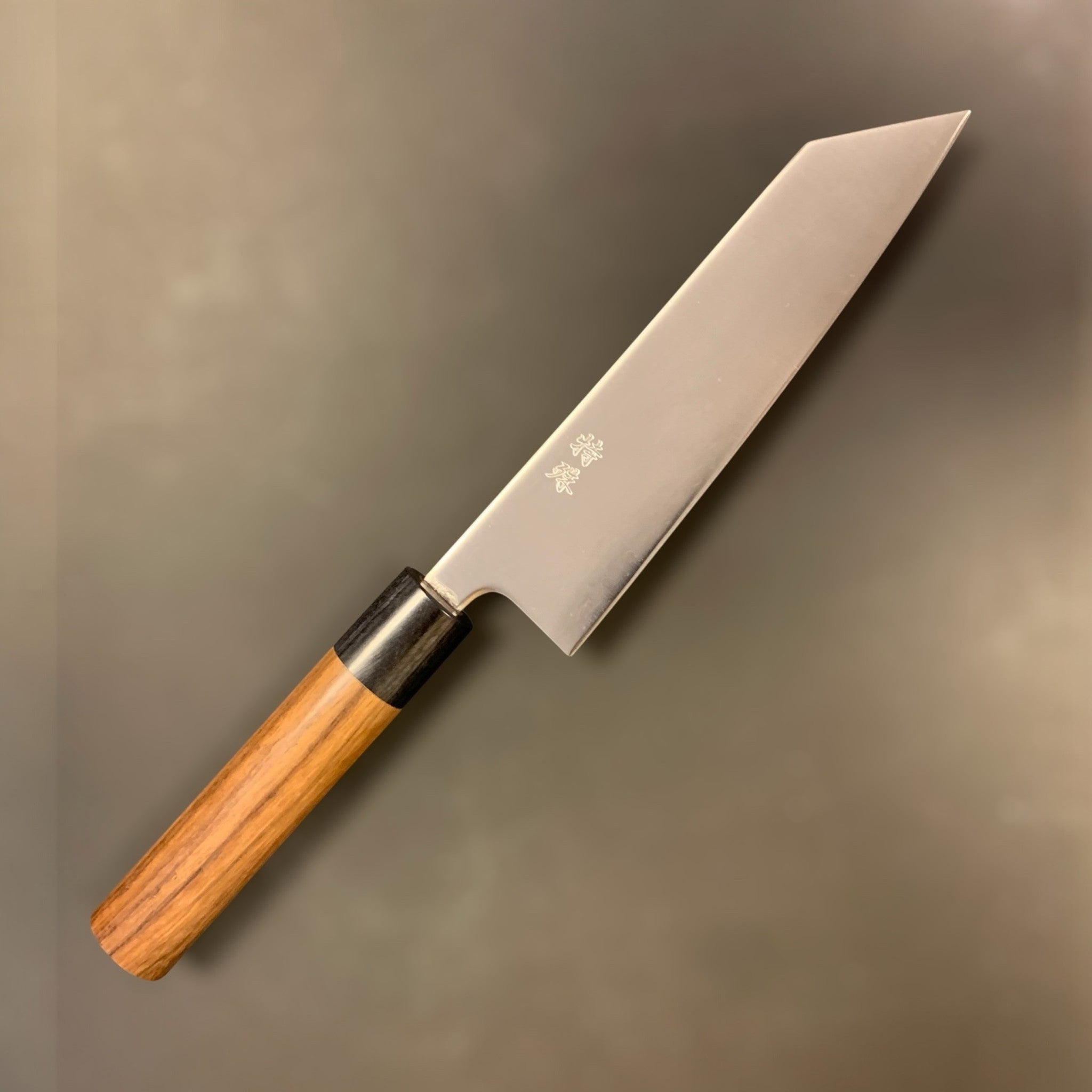 Tokushu Aogami Super Migaki Bunka, versatile Japanese kitchen knife with brushed migaki finish and wa handle. Right side showing kanji.