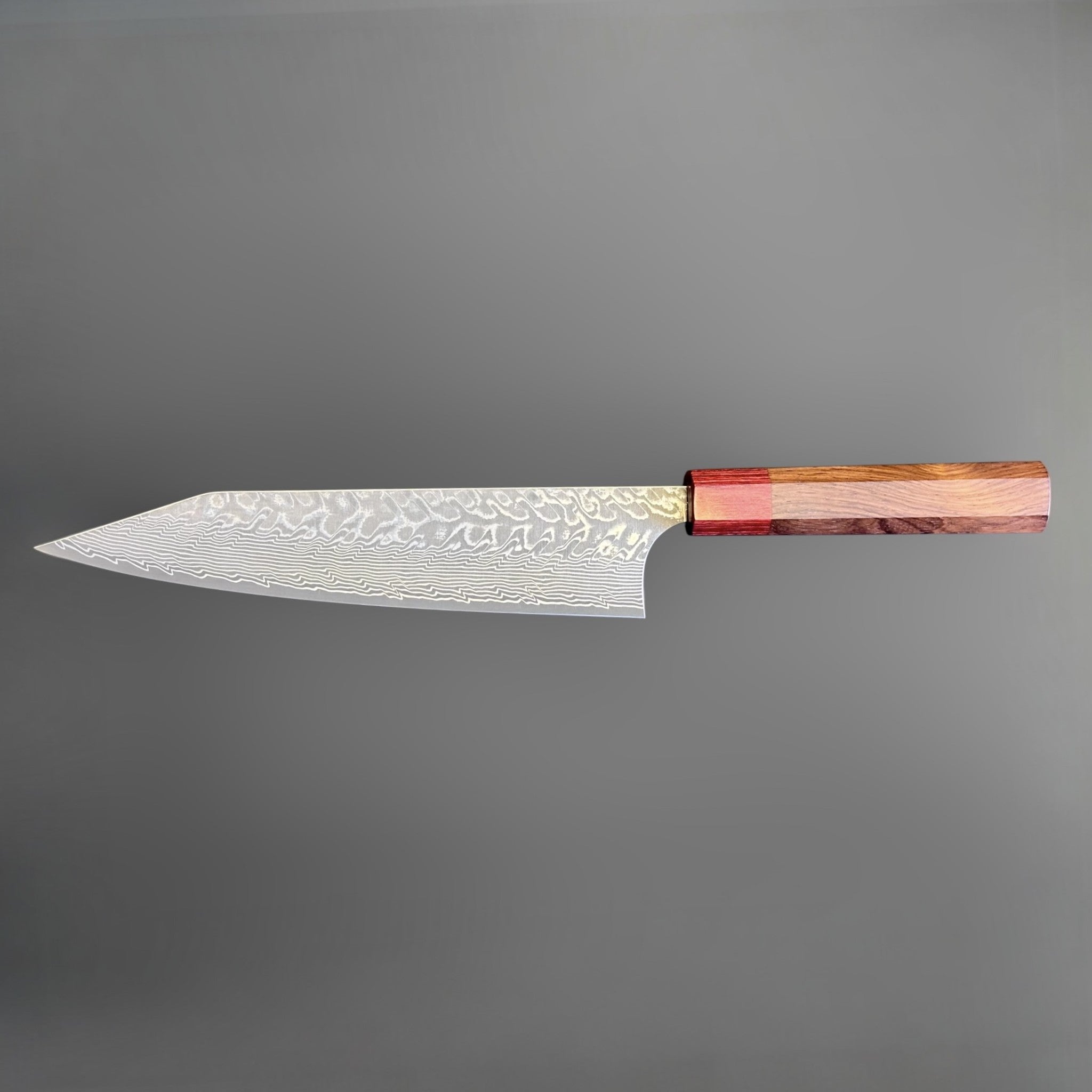 Yoshimi Kato SG2 Kuro Damascus Kiritsuke 210 mm with Honduran wood handle, reverse side profile with red ferrule and Honduran wood handle.