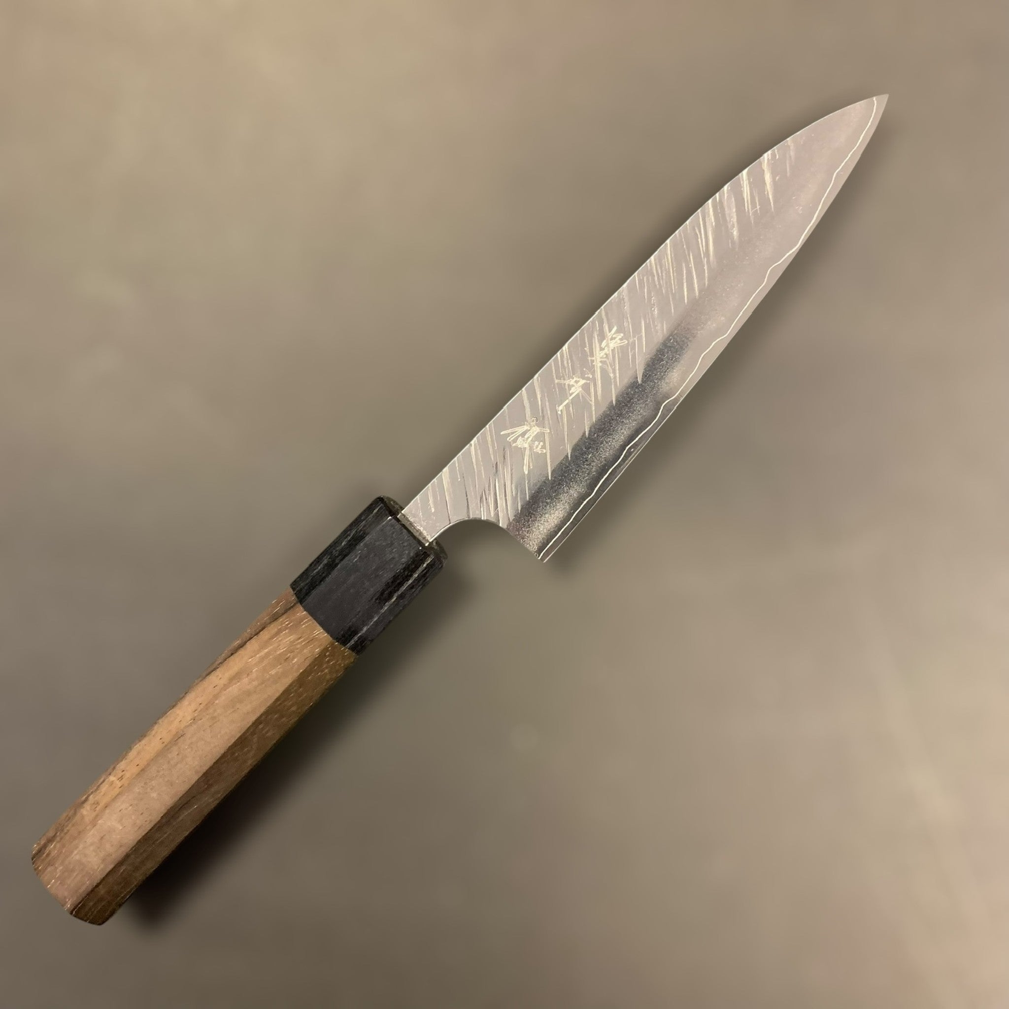 Yu Kurosaki Fujin SG2 Petty 120 mm, reverse side of blade and handle.