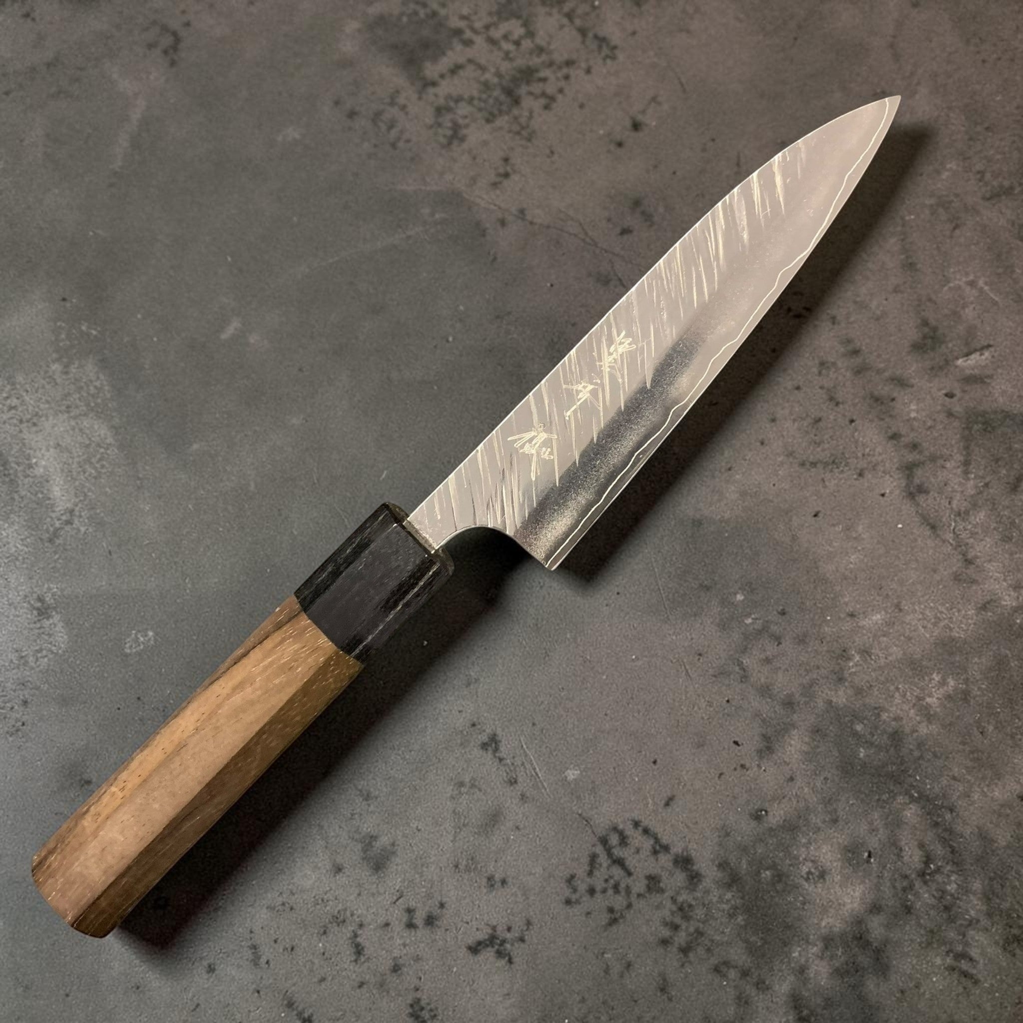 Yu Kurosaki Fujin SG2 Petty 120 mm, reverse side of blade and handle.