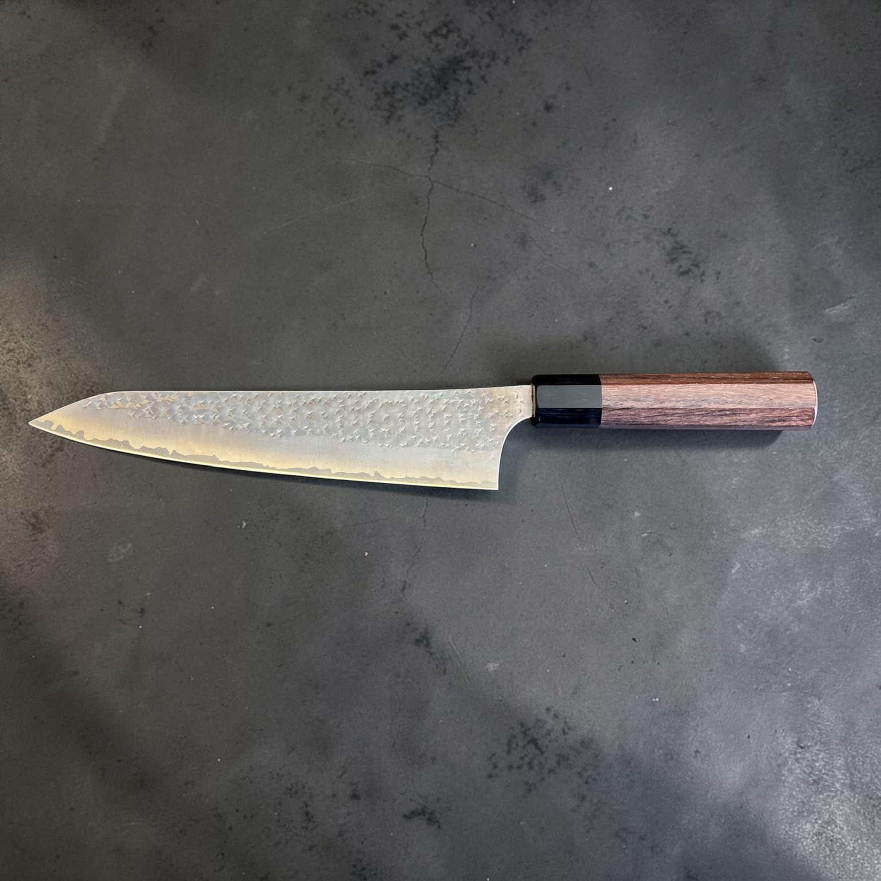 Yu Kurosaki Kokusen AS Gyuto 210mm full profile with hammered blade and rosewood octagon wa handle