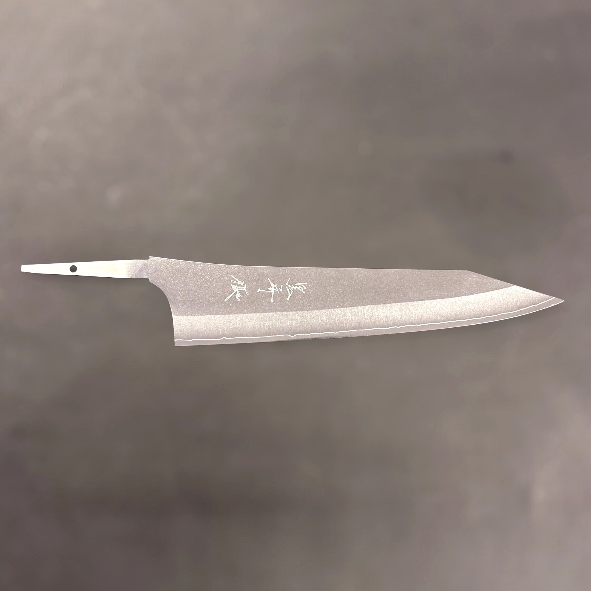 Yu Kurosaki Gekko VG-XEOS Gyuto 240mm profile shot