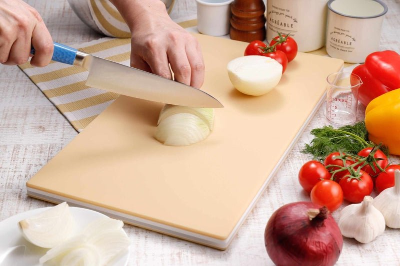HASEGAWA Cutting Board Professional Lite 14.2" x 7.9" x 0.8" FRK20-3620 - Tokushu Knife